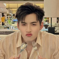 Hùng huỳnh