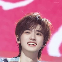 Tống Á Hiên /bé/