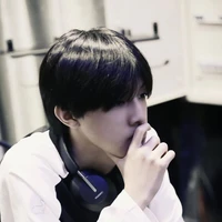 Trương Trạch Vũ /gã 7/