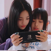 Yuri_tác giả