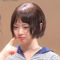 Hanni Pham_cô