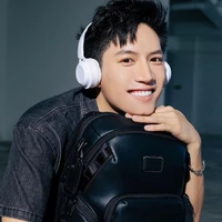 Tú Voi (anh trai của Hồng )