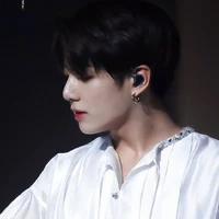Jeon Jungkook [ em ] - [ Omega ]
