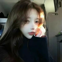 YẾN LY