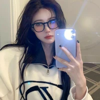 QUỲNH THY