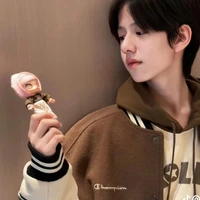 Tử Diệp/ bn của CH