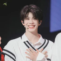 Vương Hạo _bạn Hy_