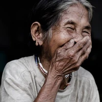 Bà bảy_Mẹ Sữa