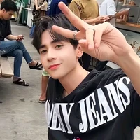 quang hùng