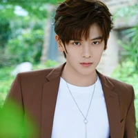 Lục Nhạc_LV