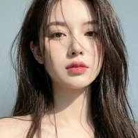 Hạ Tử Vy