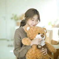 Apasra Lertprasert(nàng)