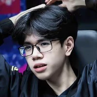 Đinh Tấn Khoa/Tứn Kho