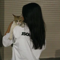 nhỏ mà ai cũng biết là tác giả