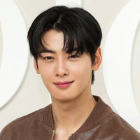 cha Eun woo [ hắn ]