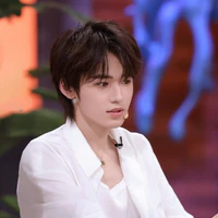 Tống Á Hiên