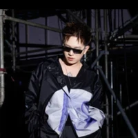 B ray