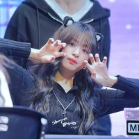 Ahyeon ( lúc nhỏ)(5 tuổi)