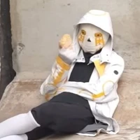 707