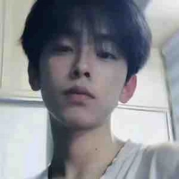 Trung Hiếu- bạn n9