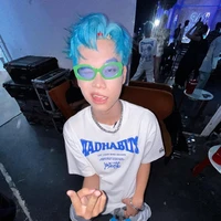 V High (Van Huy)