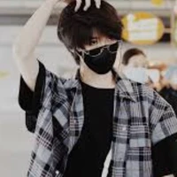 Hạ Tuấn Lâm