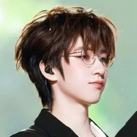 Hạ Tuấn Lâm - HeJunLin