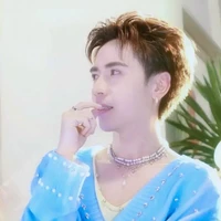 zịt mê hồng ❤️< sốp/ tác giả>