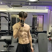 Minh Nhật hot boy 6 múi