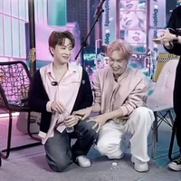 Tg:Bé này zợ Nicky:))