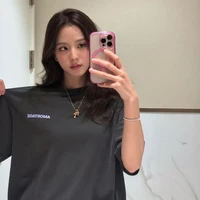 Kim Jisoo (cô)