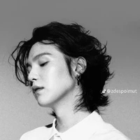 Min Yoongi • Lục Thiếu