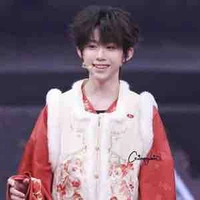 Trần Dịch Hằng_bé