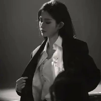 Vương Dịch _cô