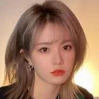 Bách Hân Dư _Tiểu Bách