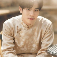 Trịnh Nhật Tư  (Fourth )