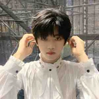 Trương Hàm Thuỵ