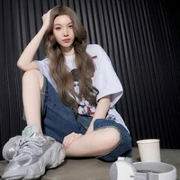 Orm Kornaphat Sethratanapong (nàng)