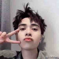 Quang Hùng 