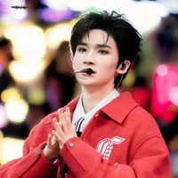 Dư Vũ Hàm ( Ngư Nhi)