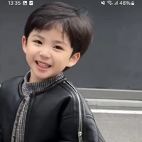 Hoàng Minh_lúc nhỏ