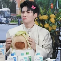 Hùng huỳnh