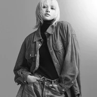 Lalisa Manoban (Cô)