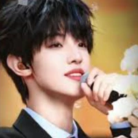 Trương Trạch Vũ_ Y