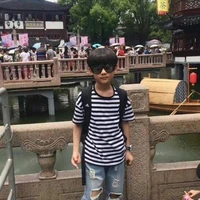 Trương Tuấn Hào • Lúc nhỏ