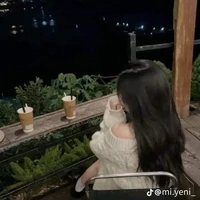 Hồng Anh