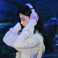 Hạ Bảo Linh/cô/