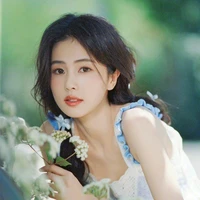 Chị chủ quán