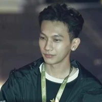 Phạm Vũ Hoài Nam _ SGP Red