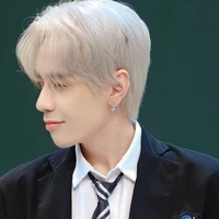 Lê Quang Hùng [Phone]